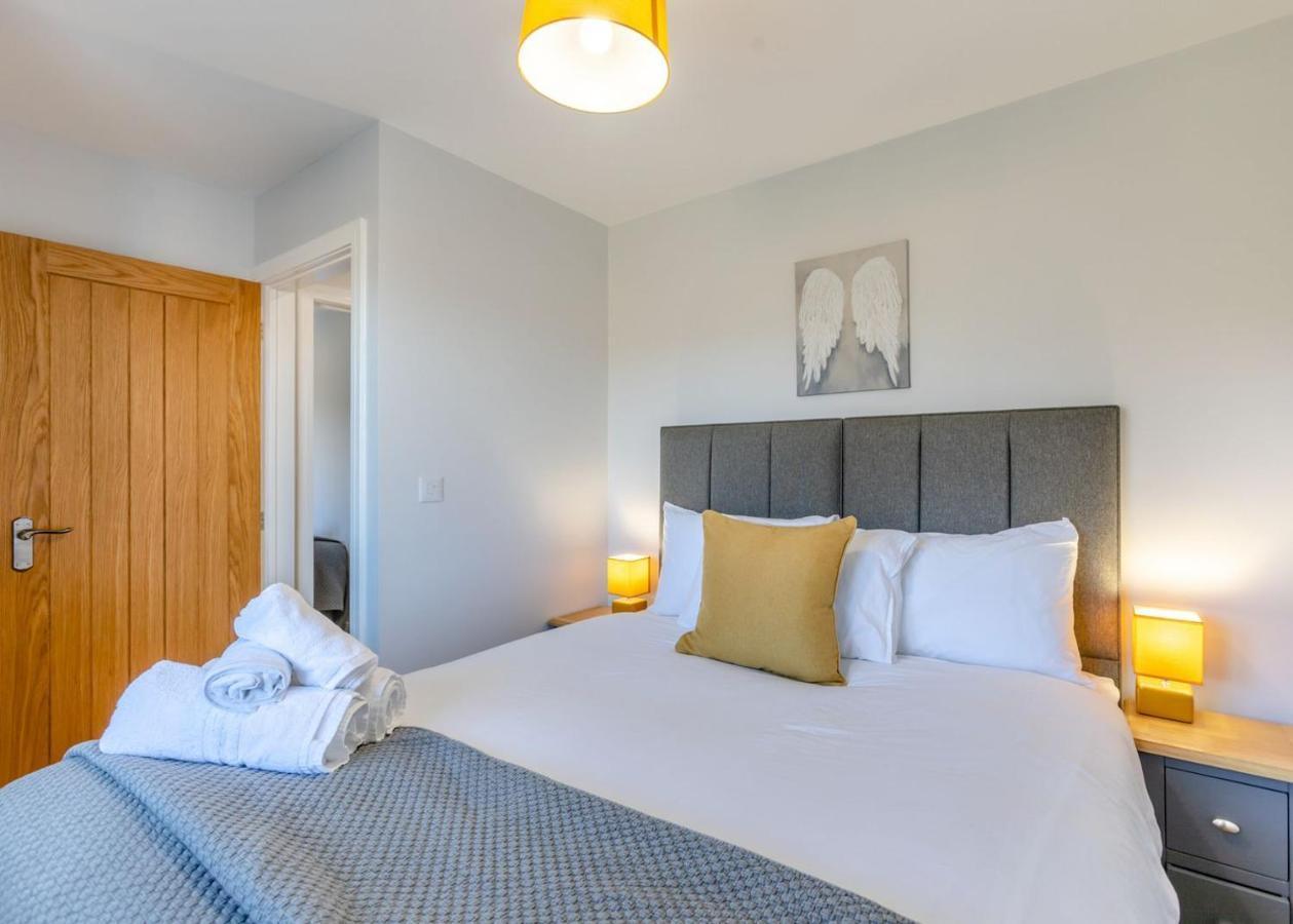 Cotswold Gateway Escape Hotel Offenham ภายนอก รูปภาพ