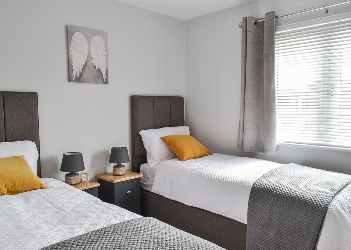 Cotswold Gateway Escape Hotel Offenham ภายนอก รูปภาพ